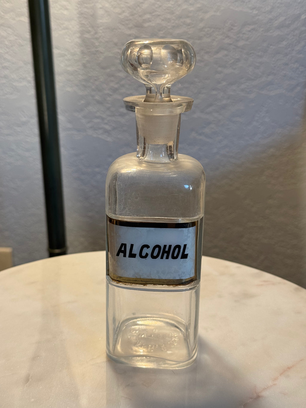 Antique Apothecary Druggist Jar (1890s–1920s)