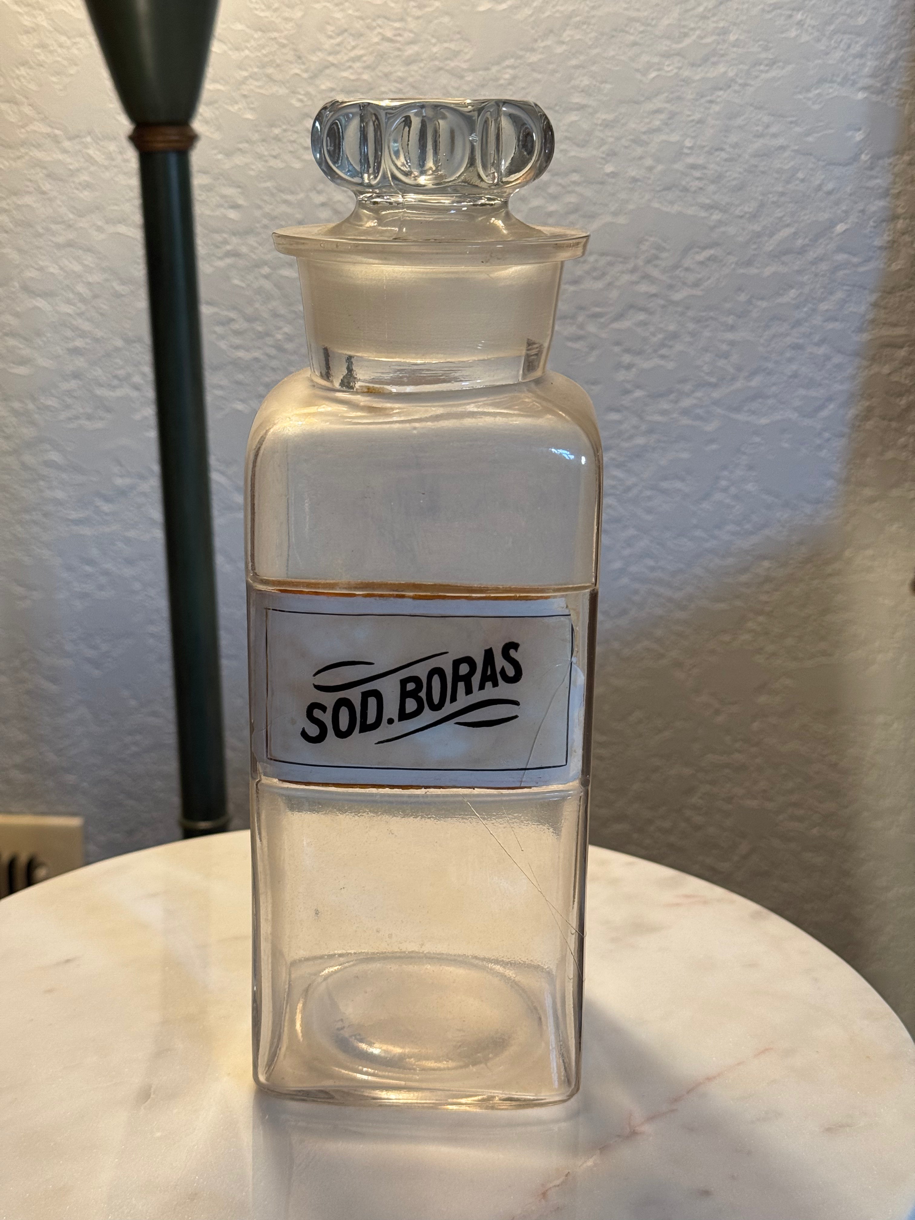 Antique Apothecary Druggist Jar (1890s–1920s)